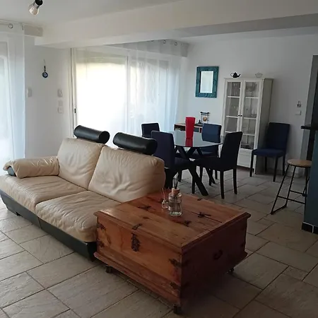 Apartment La A Pied Le Pradet